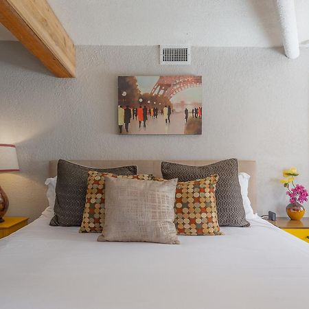 Hidden Couples Loft Retreat In Heights Foodie District تامبا المظهر الخارجي الصورة