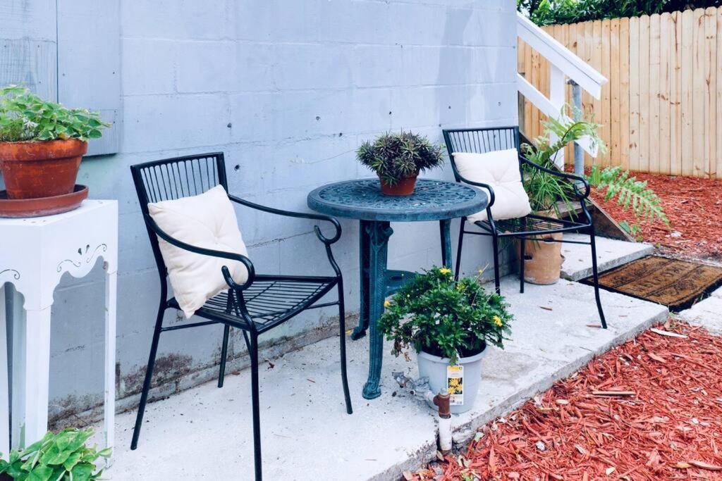 Hidden Couples Loft Retreat In Heights Foodie District تامبا المظهر الخارجي الصورة